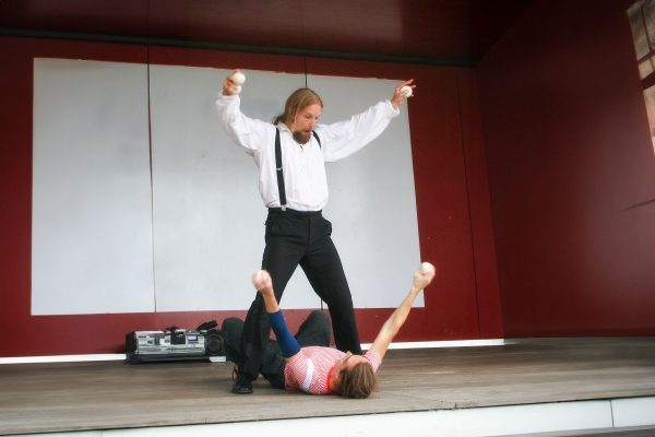 Weiter jonglieren? Na klar! In allen Lebenslagen.