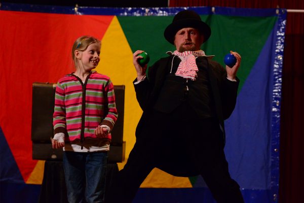 Diese Bälle sind zu schwer für Bo. Immer dieser Bo!