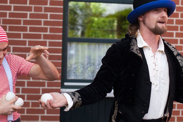 walkact_002 walkact_002